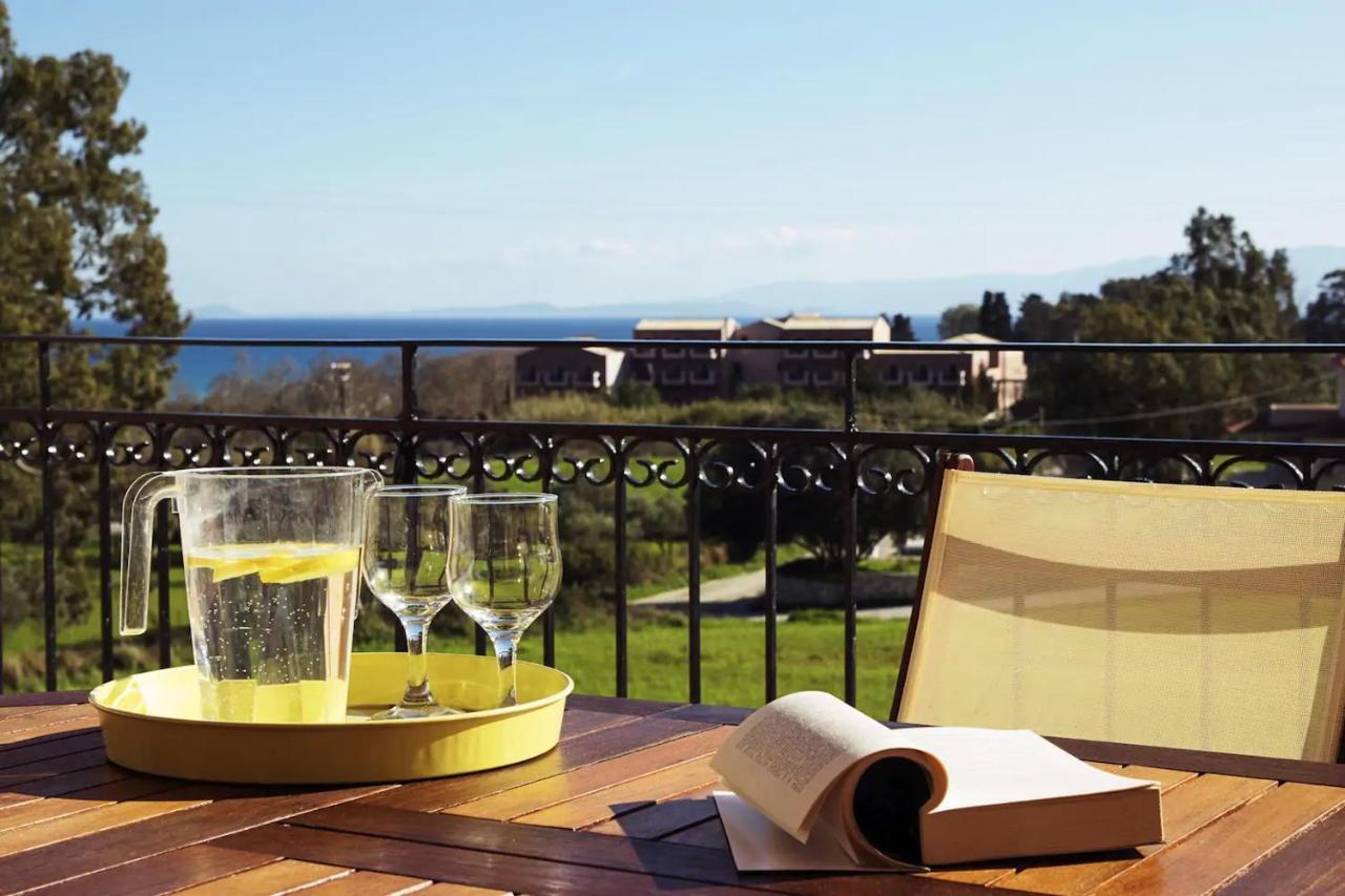 Sunny Coco Mat In With A Sea View *